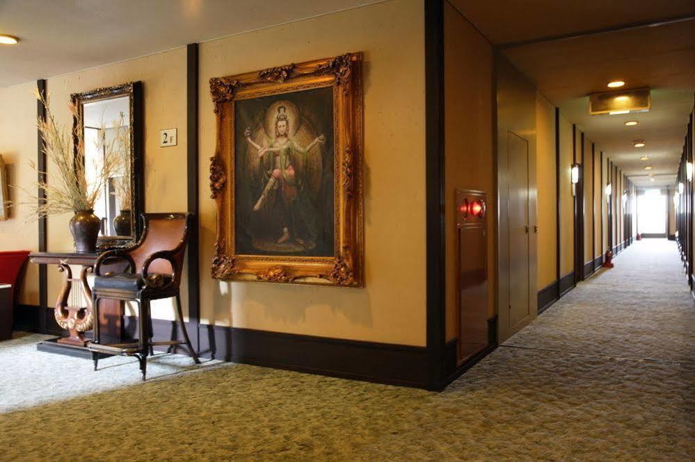 Hotel Gurabatei Awara Exteriér fotografie